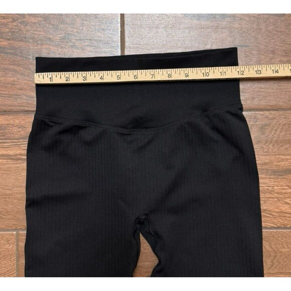 PINK Active Victorias Secret Black Ribbed Leggings 170/72A Sz MEDIUM - Picture 2 of 8